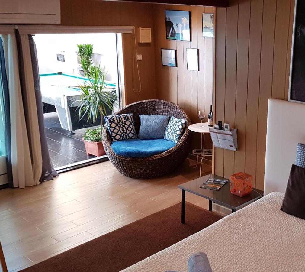 Room Near The Airport Maia  Luaran gambar